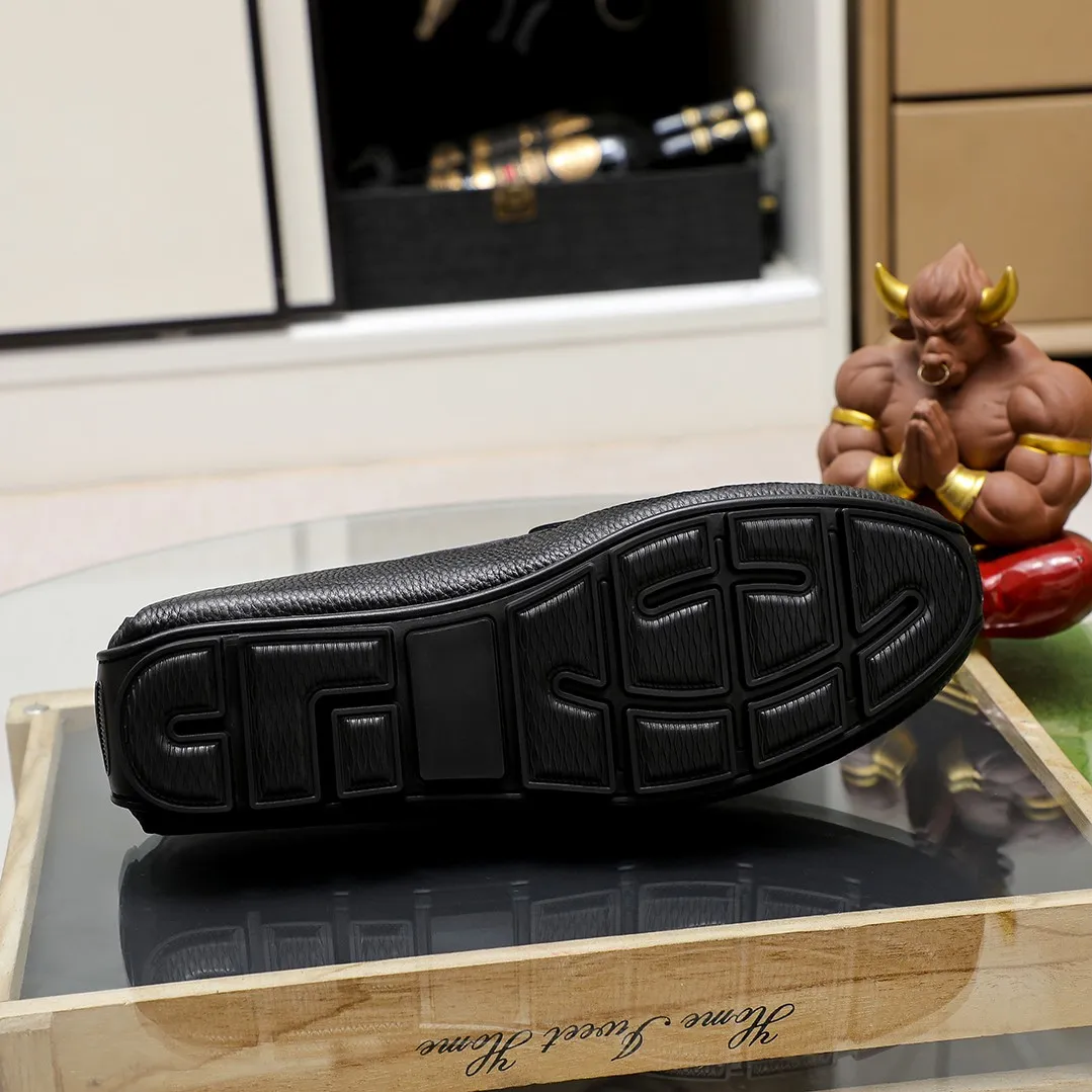 Men's shoes💰360💰🕷🕷️【 GUCCI 】Gucci's best-selling trendy men's casual slip-on shoes 🇨🇳Official website original 1:1 mold 💯Original quality, fine workmanship ☘Fashionable and versatile, perfect shape, comfortable on the feet 🍓Trendy men's recommended model, imported cowhide on the top layer 🎋High-quality pigskin lining, rubber wear-resistant and non-slip outsole, high-end atmosphere, worth owning 🍉Optional 38-44